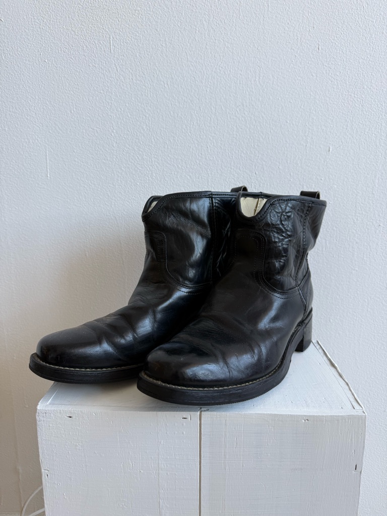 Black Men’s Leather Western Ankle Boots